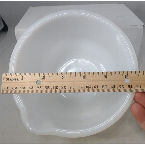 VTG GLASSBAKE MADE for SUNBEAM 6.5" WHITE GLASS MIXING BOWL # 13 - Picture 15 of 16